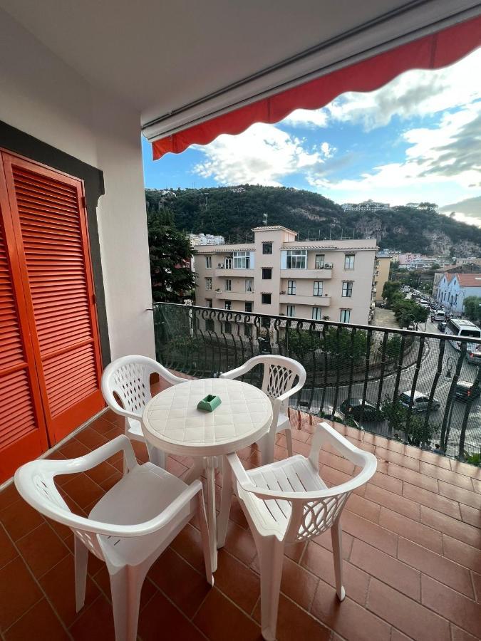 Sorrento Home E Flat Park And Pool Екстериор снимка